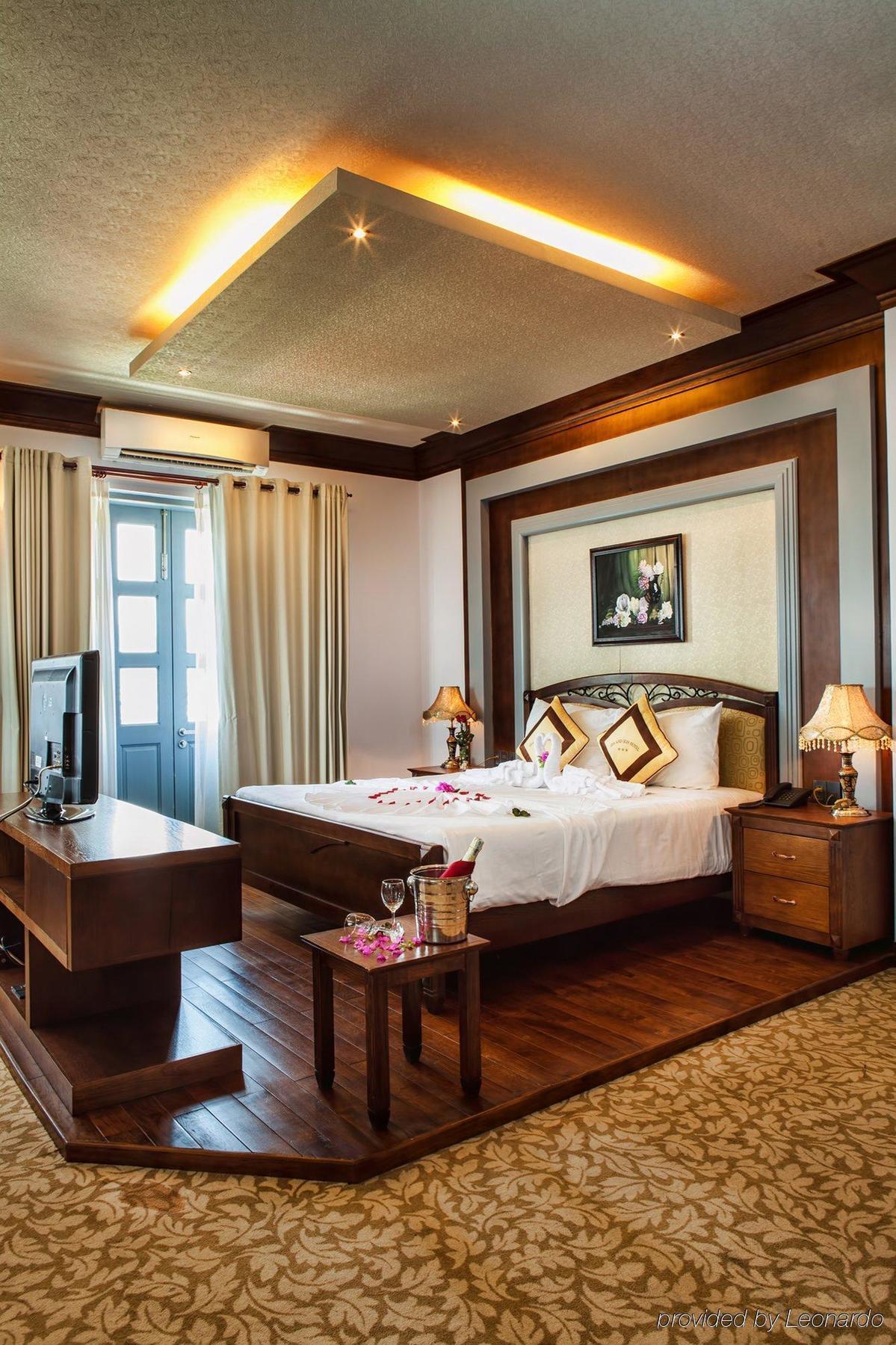 The Sun Hotel На Транг Екстериор снимка