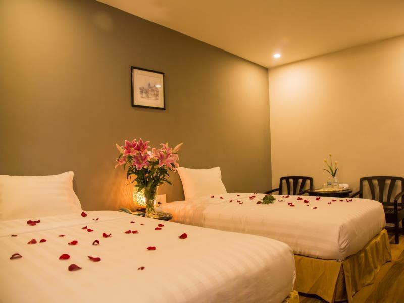 The Sun Hotel На Транг Екстериор снимка